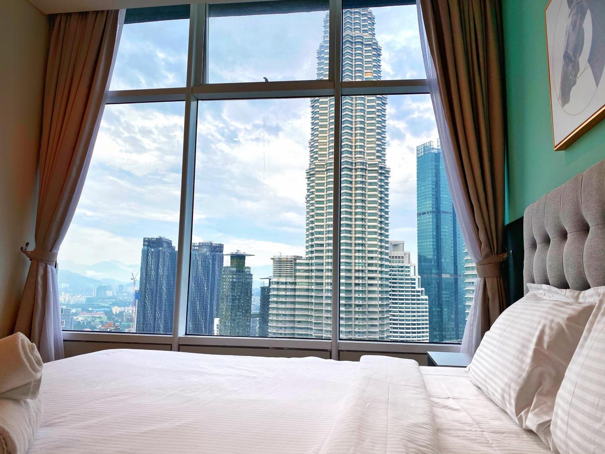 Sky Klcc By Kuala Lumpur